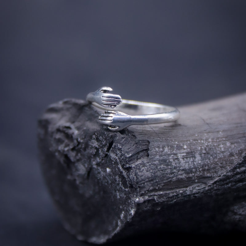 HUG RING