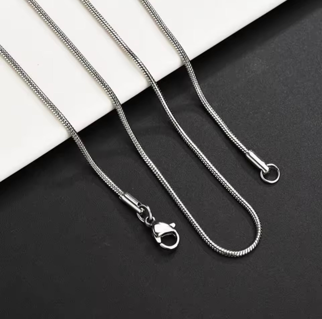 Thin Neck Snake Necklace