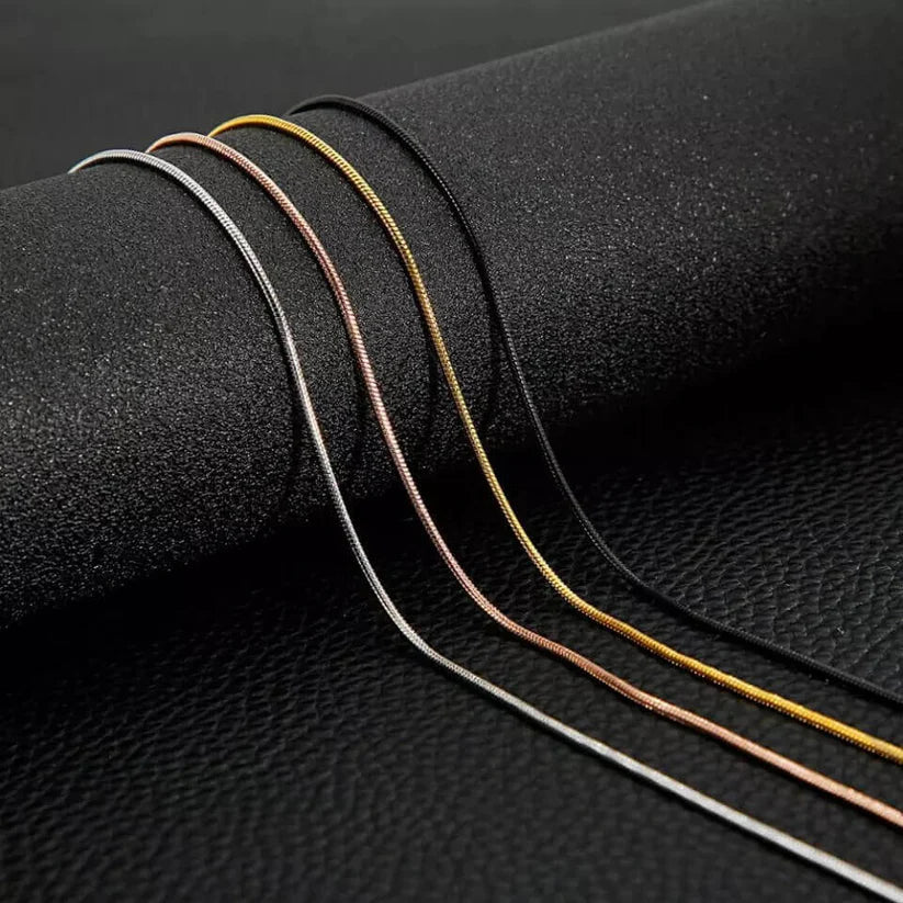 Thin Neck Snake Necklace