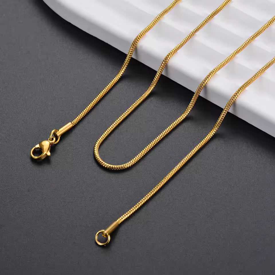 Thin Neck Snake Necklace